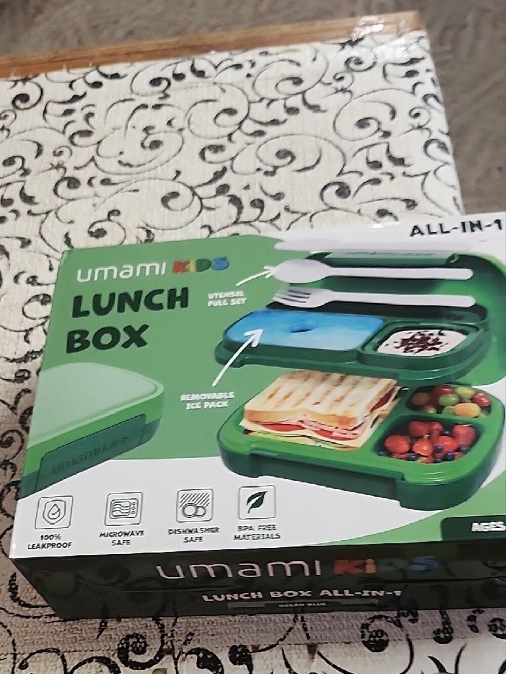 Kids Lunch Box All -In -1 Container - Picture 12 of 15